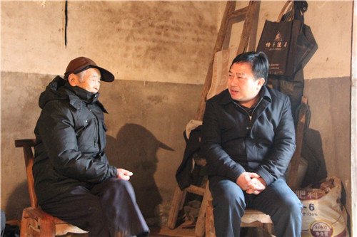 ����ʡɳ����ί��ǽҽ�ƽͬ־�߷�ο������Ⱥ��