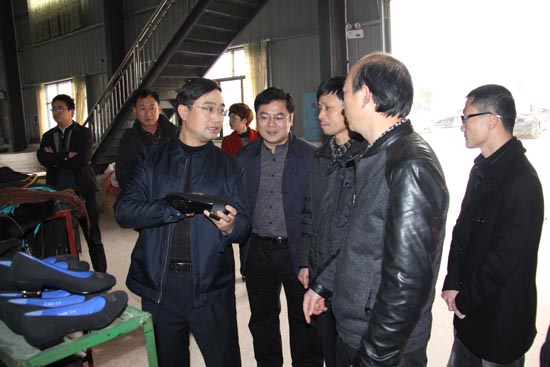 ��̶��ί���л�񻪣�������������ɽƤЬ��ҵ԰