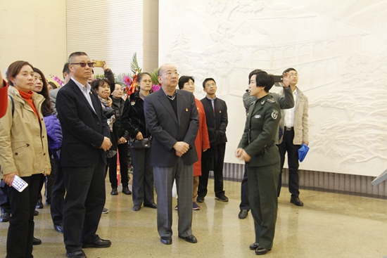 �й����漯�Ź�˾��֯�쵼�ɲ����������� �μ�ʹ����ʵ�����4��