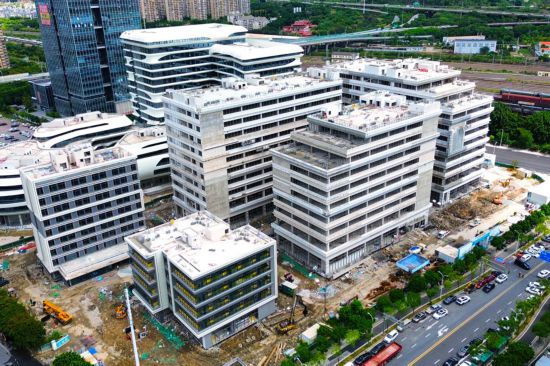 俯瞰光电产业园项目建设现场,这是福州市首个“工业上楼”试点项目。 福州工业园区集团供图